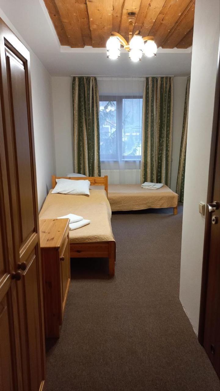 Біля Витягу Slavske Room photo