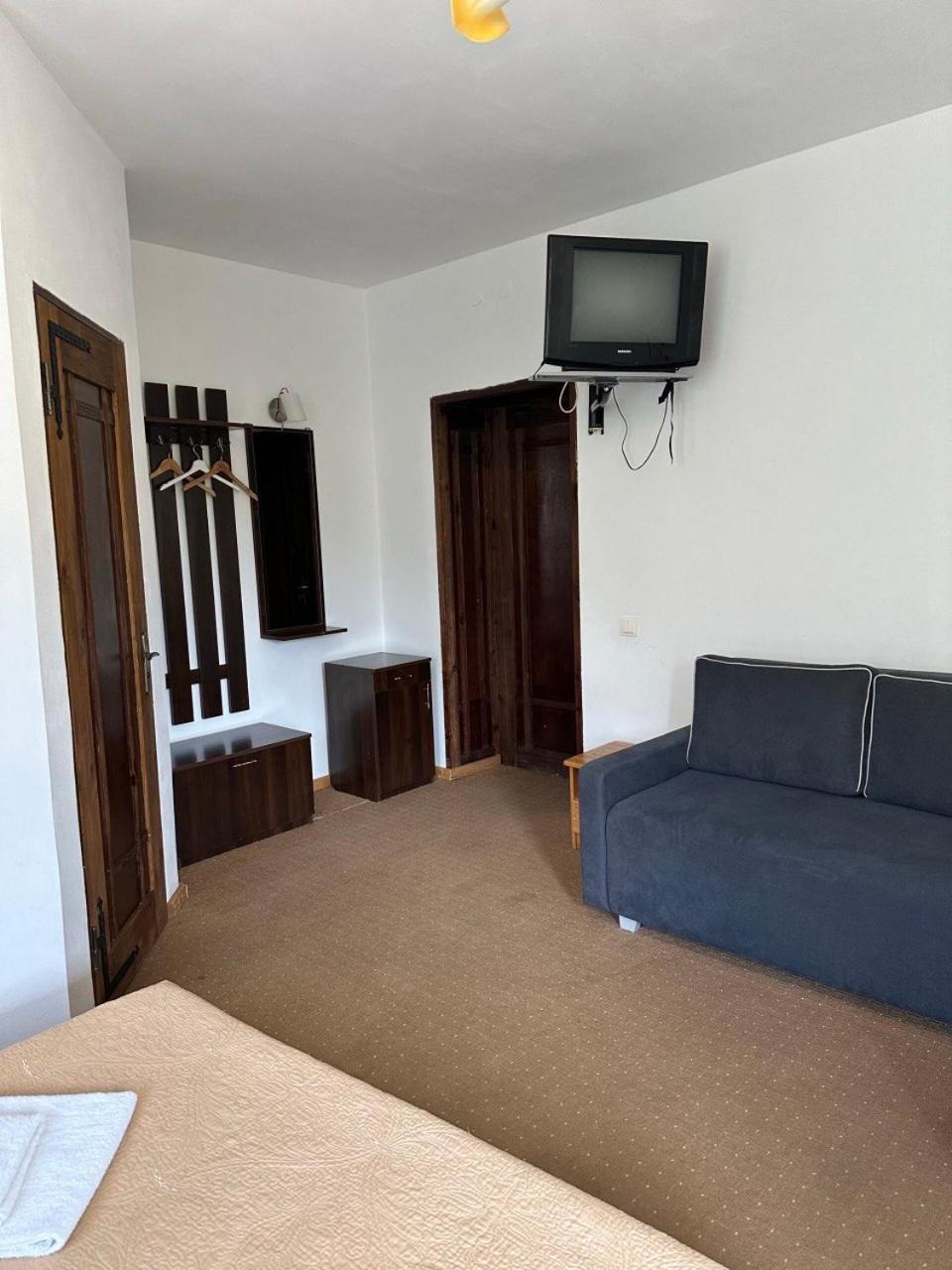 Біля Витягу Slavske Room photo